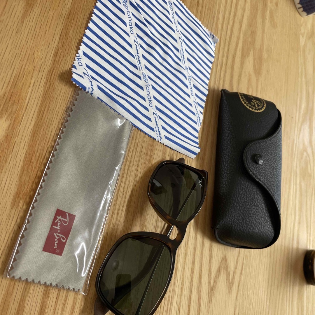 Ray-Ban(レイバン)の【ray ban】サングラス レディースのファッション小物(サングラス/メガネ)の商品写真