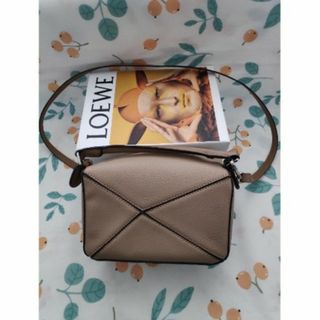 ロエベ(LOEWE)の大人気♡ロエベ　2WAY トート/ショルダーバッグ　超美品　ベージュ(ショルダーバッグ)