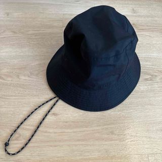 HOLIDAY BUCKET HAT (WATER PROOF)