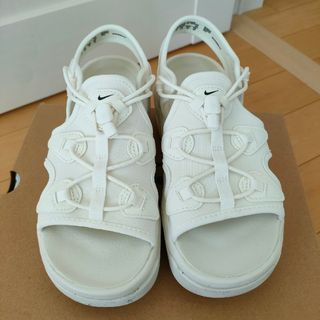 ナイキ(NIKE)のNIKE　KOKO(スニーカー)