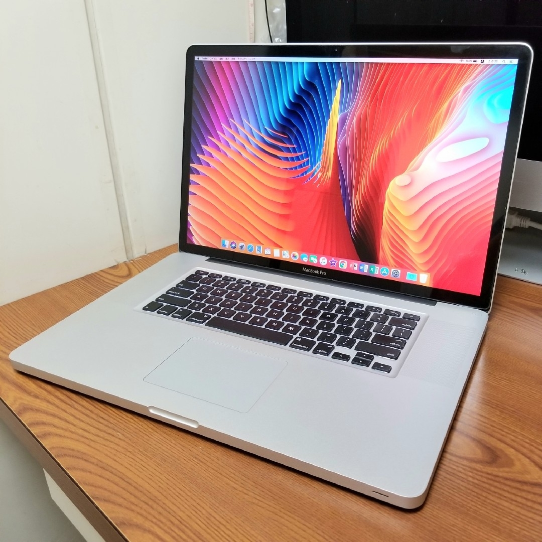 Apple(アップル)の爆速 Macbook Pro 17インチ i7/8GB/870GB スマホ/家電/カメラのPC/タブレット(ノートPC)の商品写真