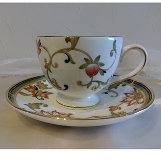 ウェッジウッド(WEDGWOOD)のウェッジウッド　オベロン　カップ&ソーサー１客(食器)