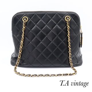 シャネル(CHANEL)の美品！シャネル　ラムスキン　マトラッセ　Wチェーン　ショルダーバッグ　ブラック(ショルダーバッグ)