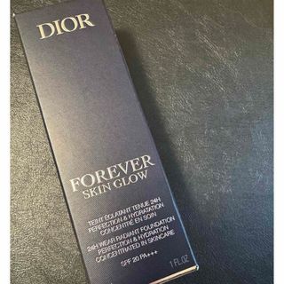 Christian Dior ディオールスキン フォーエヴァー フルイド グロウ(ファンデーション)