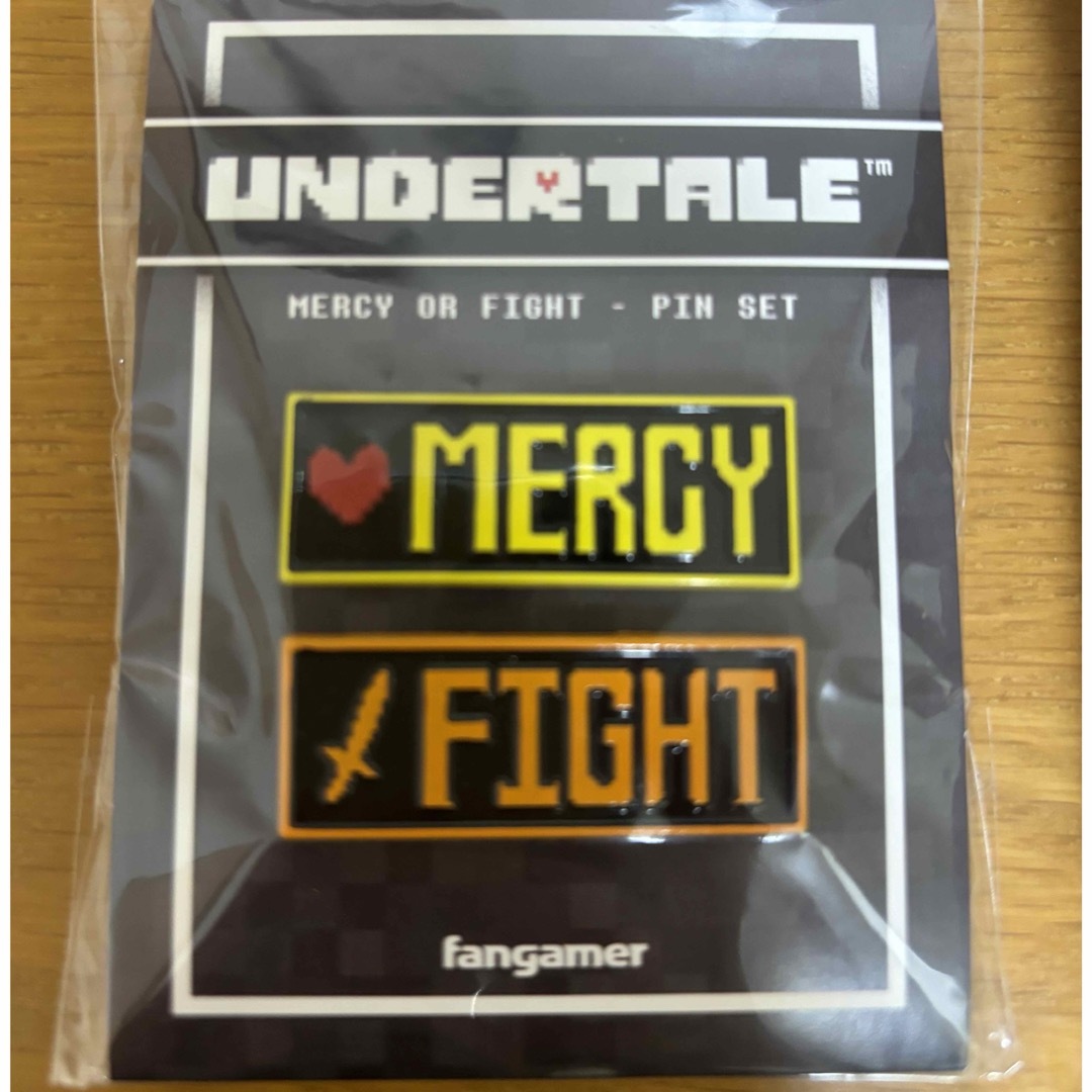 UNDERTALE MERGY/FIGHT メタルピンズ エンタメ/ホビーのアニメグッズ(バッジ/ピンバッジ)の商品写真