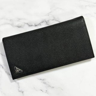 プラダ(PRADA)の極美品✨PRADA　長財布　三角ロゴ　二つ折り　サフィアーノレザー　ブラック(長財布)