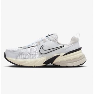 ナイキ(NIKE)のNIKE ナイキ　V2Kラン　新品未使用品　公式完売(スニーカー)