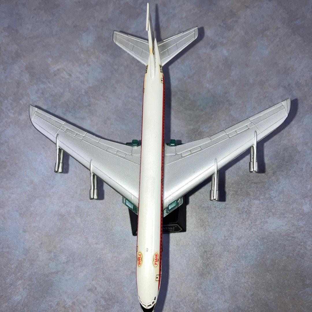 Aero Mini BOEING 707 エンタメ/ホビーのおもちゃ/ぬいぐるみ(キャラクターグッズ)の商品写真