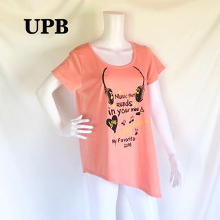 【UPB】ビジュー付きプリントTシャツ　裾アシンメトリーカットソー(Tシャツ(半袖/袖なし))