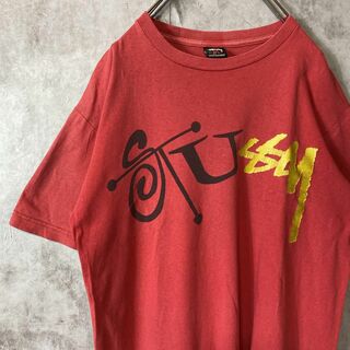 ステューシー(STUSSY)の【メキシコ製、両面ビッグプリントロゴ】stussy古着Tシャツストリート赤M(Tシャツ/カットソー(半袖/袖なし))