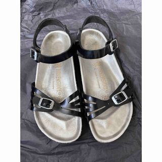 ビルケンシュトック(BIRKENSTOCK)のBIRKENSTOCKエナメルサンダル(サンダル)