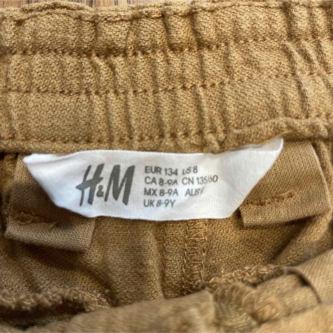 H&M(エイチアンドエム)のH&M エイチアンドエム　キッズ　ハーフパンツ　130cm キッズ/ベビー/マタニティのキッズ服男の子用(90cm~)(パンツ/スパッツ)の商品写真
