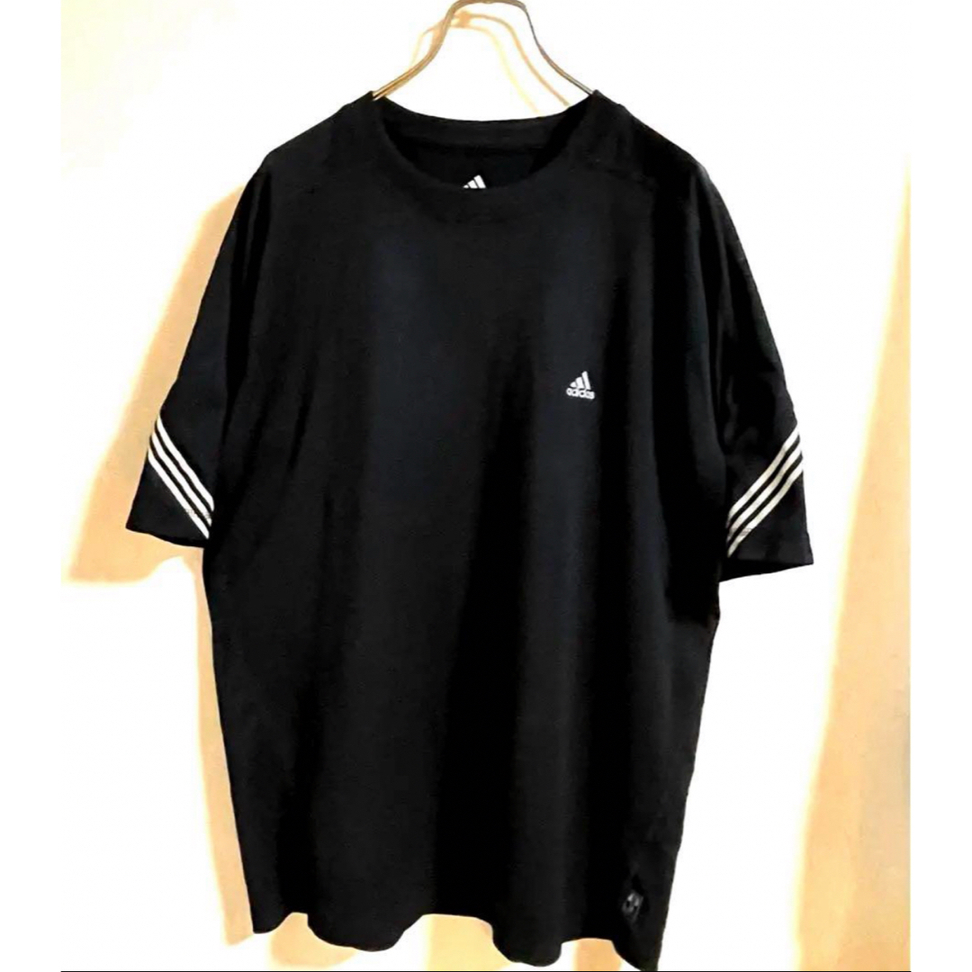 adidas(アディダス)のアディダス　半袖Tシャツ　ブラック　Ｌ メンズのトップス(Tシャツ/カットソー(半袖/袖なし))の商品写真