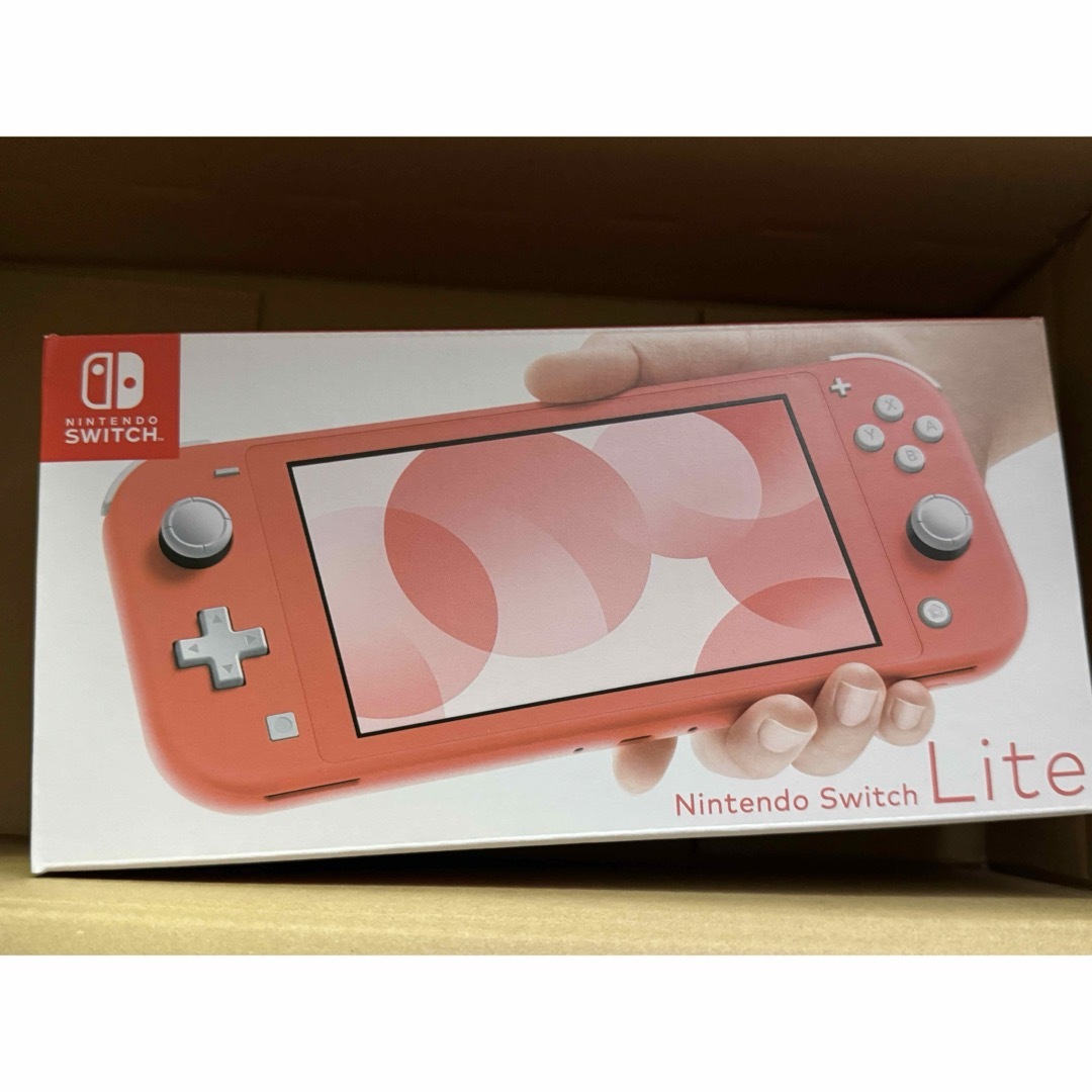 Nintendo Switch(ニンテンドースイッチ)の未使用新品　Nintendo Switch lite ピンク エンタメ/ホビーのゲームソフト/ゲーム機本体(家庭用ゲーム機本体)の商品写真