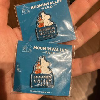 ムーミンバレーパーク　ノベルティピンバッジ　ムーミン　リトルミィ ピンバッジ(ノベルティグッズ)