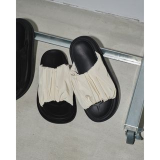 トゥデイフル(TODAYFUL)のtodayful🤍Gather Volume Sandals 37 新品未使用(サンダル)