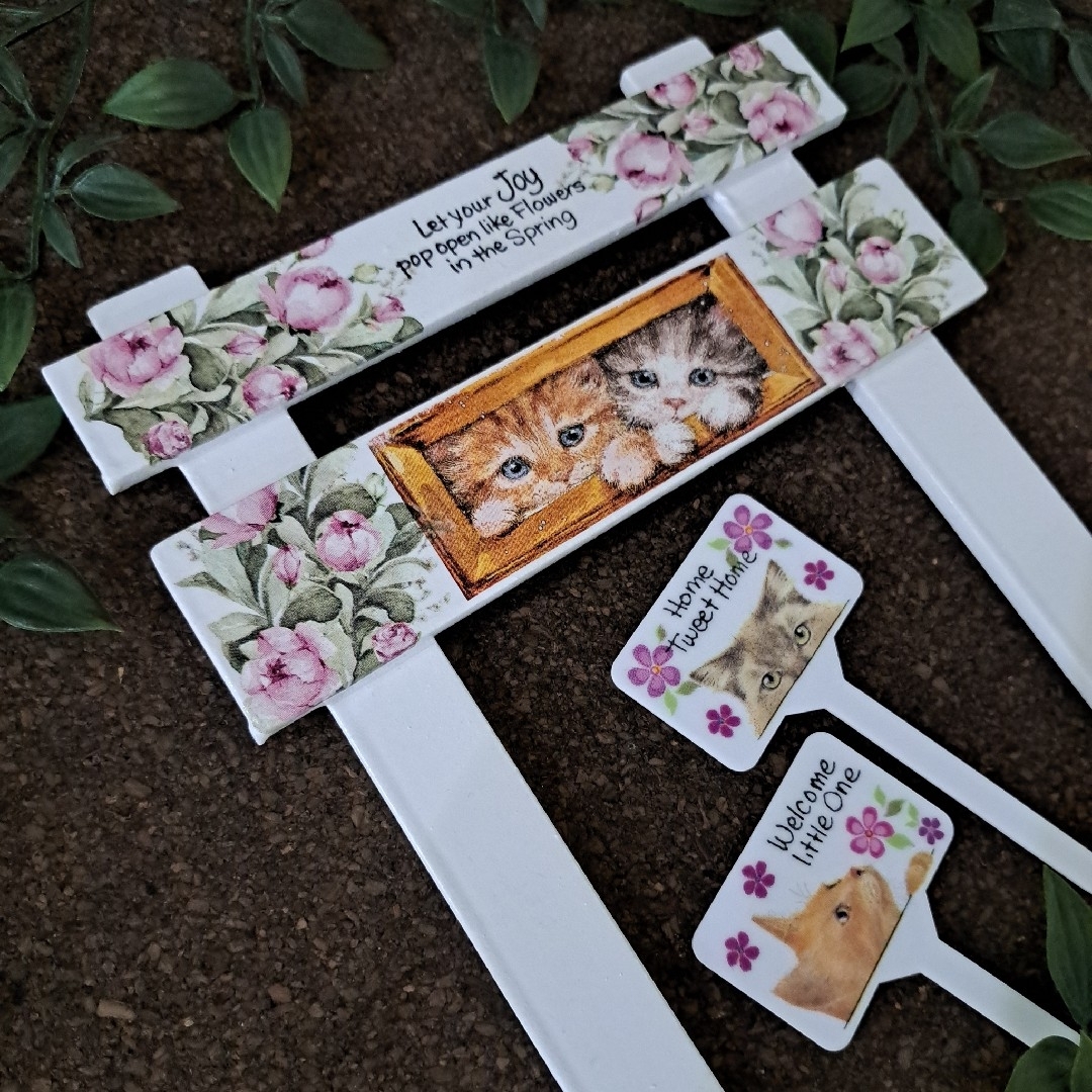 ガーデンピック(花柄 ねこ)デコパージュ　フラワー　花柄雑貨　ペット　猫雑貨 ハンドメイドのフラワー/ガーデン(その他)の商品写真