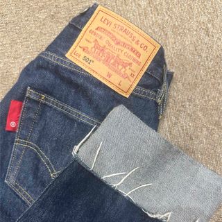 リーバイス(Levi's)の限定モデルLEVISデニム501 【膝裏使用感あり】(デニム/ジーンズ)