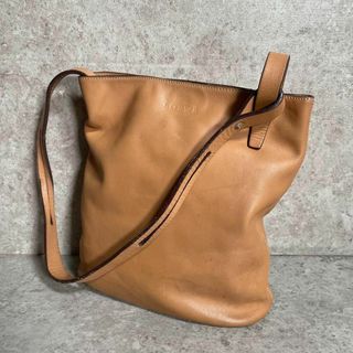 ロエベ(LOEWE)のLOEWE ロエベ アシンメトリック レザー ワンショルダーバッグ バケツ型(ショルダーバッグ)