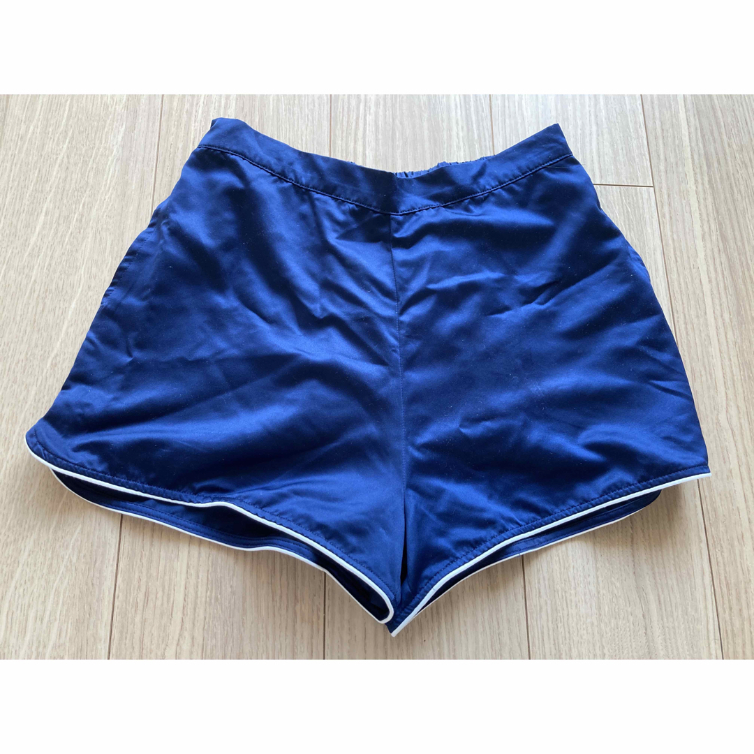 GU(ジーユー)のGU ジーユー　ラウンジセット　半袖半ズボン　 レディースのルームウェア/パジャマ(ルームウェア)の商品写真