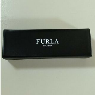 FURLA(旧ロゴ)　メガネケース