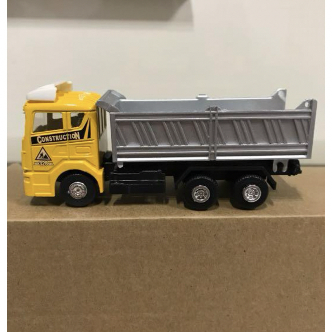 ダンプカー　トラック　ミニカー　　黄色　昭和レトロ キッズ/ベビー/マタニティのおもちゃ(その他)の商品写真