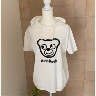 オートルート　白地くま顔柄　フード付Tシャツ(Tシャツ(半袖/袖なし))