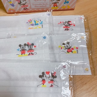 Disney - ディズニー　3層プリーツ個包装マスク　大人用　5枚セット