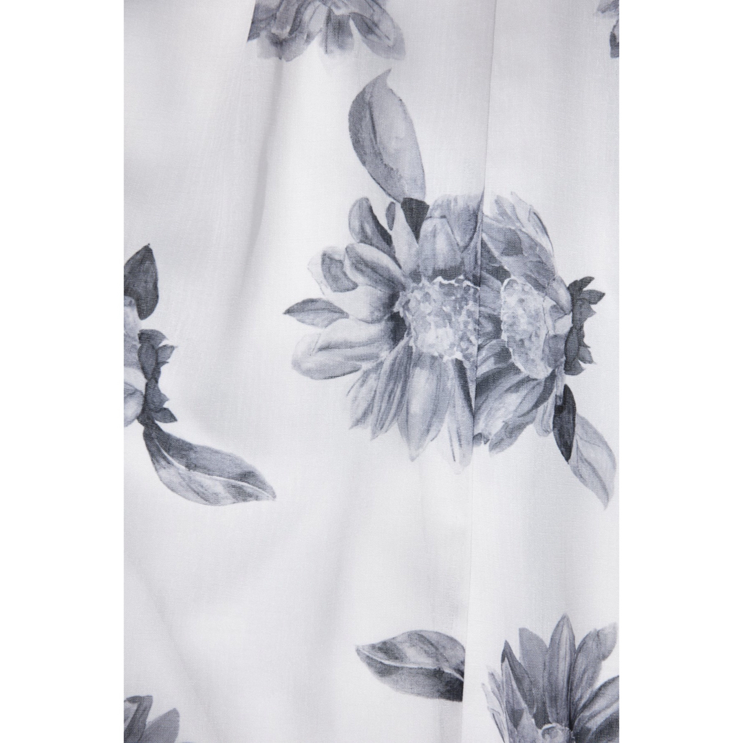 her lip to Sunflower-Printed Midi Dress her lip to Sunflower-Printed Midi Dress
