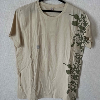 ユニクロ(UNIQLO)の新品タグ付●ユニクロ ボタニカルプリントTシャツ　XL(Tシャツ(半袖/袖なし))