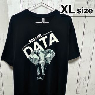 USA古着　Tシャツ　XL　ブラック　黒　プリント　象　エレファント　アニマル柄(Tシャツ/カットソー(半袖/袖なし))