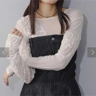 kastane フラワーコード刺繍シアーTOPS シアー　カスタネ  新品