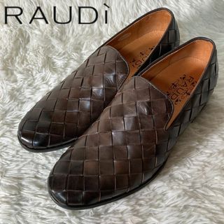 ラウディ(RAUDI)のほぼ未使用 RAUDI ラウディ レザー スリッポン イントレチャート 26㎝(ドレス/ビジネス)