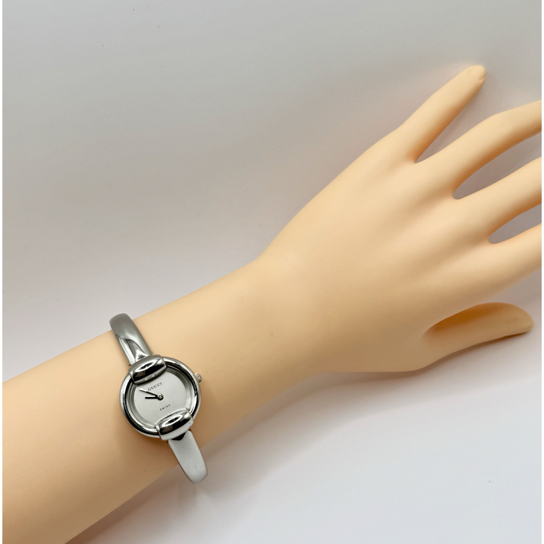 Gucci(グッチ)のGUCCI グッチ 1400L 10759141 QZ シルバー文字盤 腕時計 レディースのファッション小物(腕時計)の商品写真