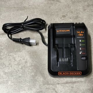 ブラックアンドデッカー(BLACK + DECKER)のブラックアンドデッカー 14.4-18V リチウム電池専用充電器 LC1418N(工具)