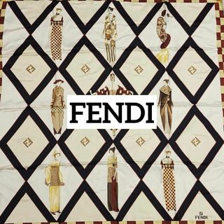 フェンディ(FENDI)の美品 ★FENDI★ スカーフ 大判 ズッカ モデル チェック シルク ベージュ(バンダナ/スカーフ)