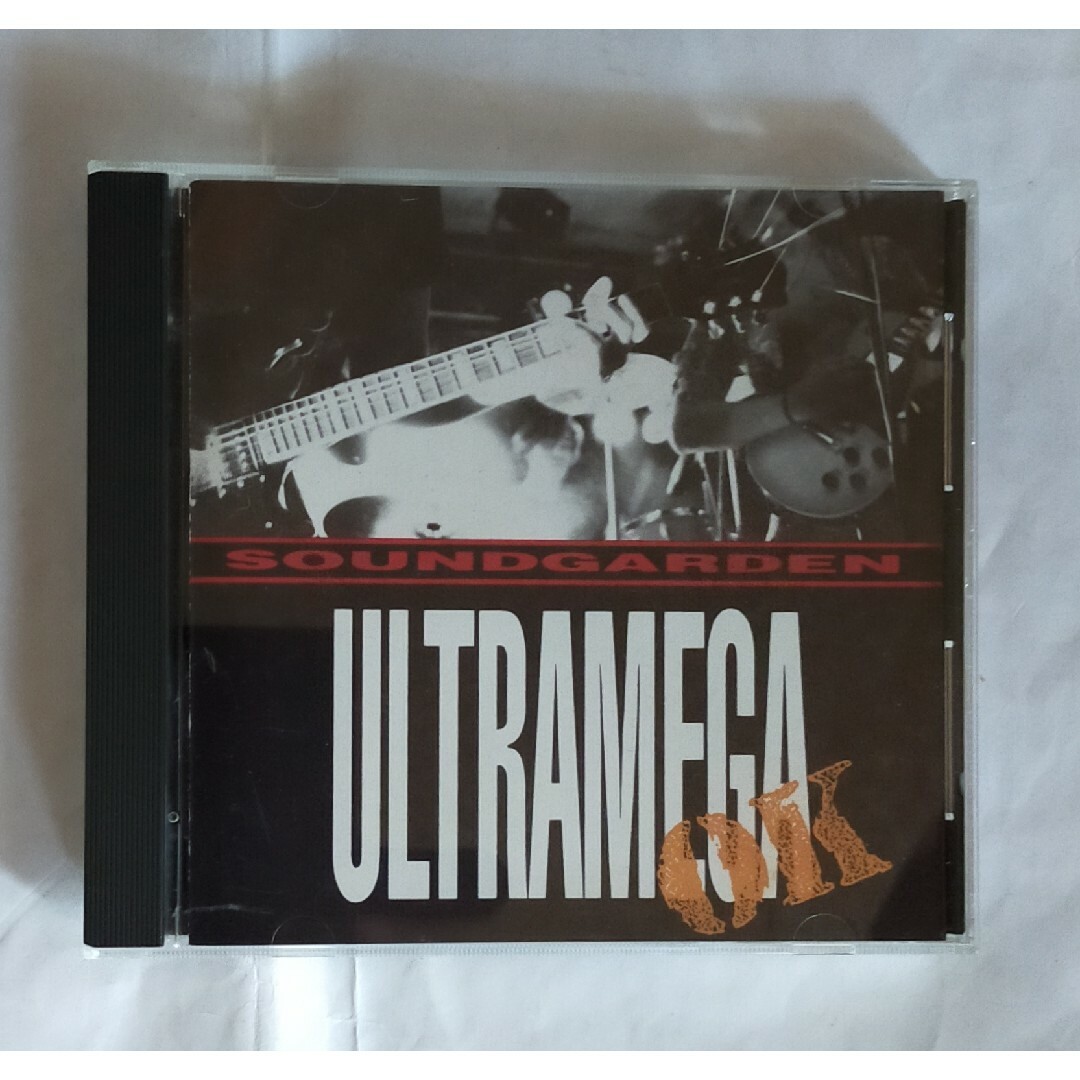 廃盤レアロックグランジCDサウンドガーデンULTRAMEGA OK SOUNDG エンタメ/ホビーのCD(ポップス/ロック(洋楽))の商品写真