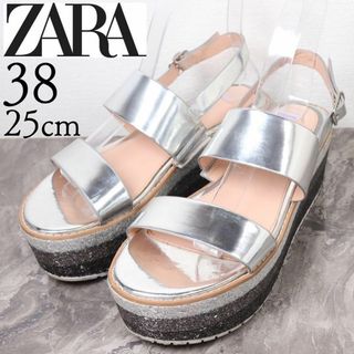 ザラ(ZARA)の【美品】ZARA ザラ 25 シルバー メタリック グリッター 厚底 サンダル(サンダル)