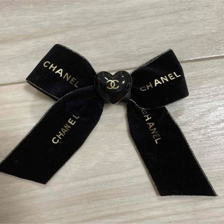 シャネル(CHANEL)のCHANEL❤︎クリスマスチャーム(ヘアゴム)(チャーム)