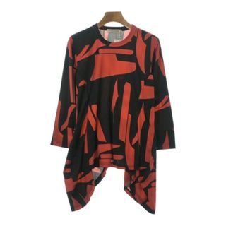 コムデギャルソン(COMME des GARCONS)のCOMME des GARCONS Tシャツ・カットソー S 黒x赤(総柄) 【古着】【中古】(カットソー(半袖/袖なし))