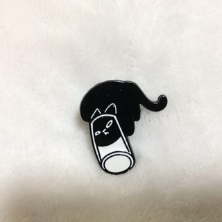 猫 黒猫 クロネコ ブローチ ピンバッジ ③(ブローチ/コサージュ)
