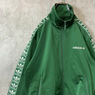 アディダス(adidas)の【スリーブロゴ、トラックジャケット】adidasワンポイント刺繍ロゴ古着緑M(ジャージ)