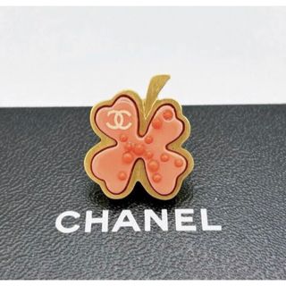 シャネル(CHANEL)のシャネル CHANEL GP03P クローバー ピンブローチ レディース ピンク(ブローチ/コサージュ)