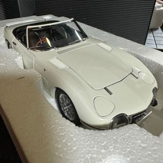 オートアート(AUTOart)の激レア！ 絶版未展示品  オートアート1/18トヨタ2000GT カブリオレ(ミニカー)