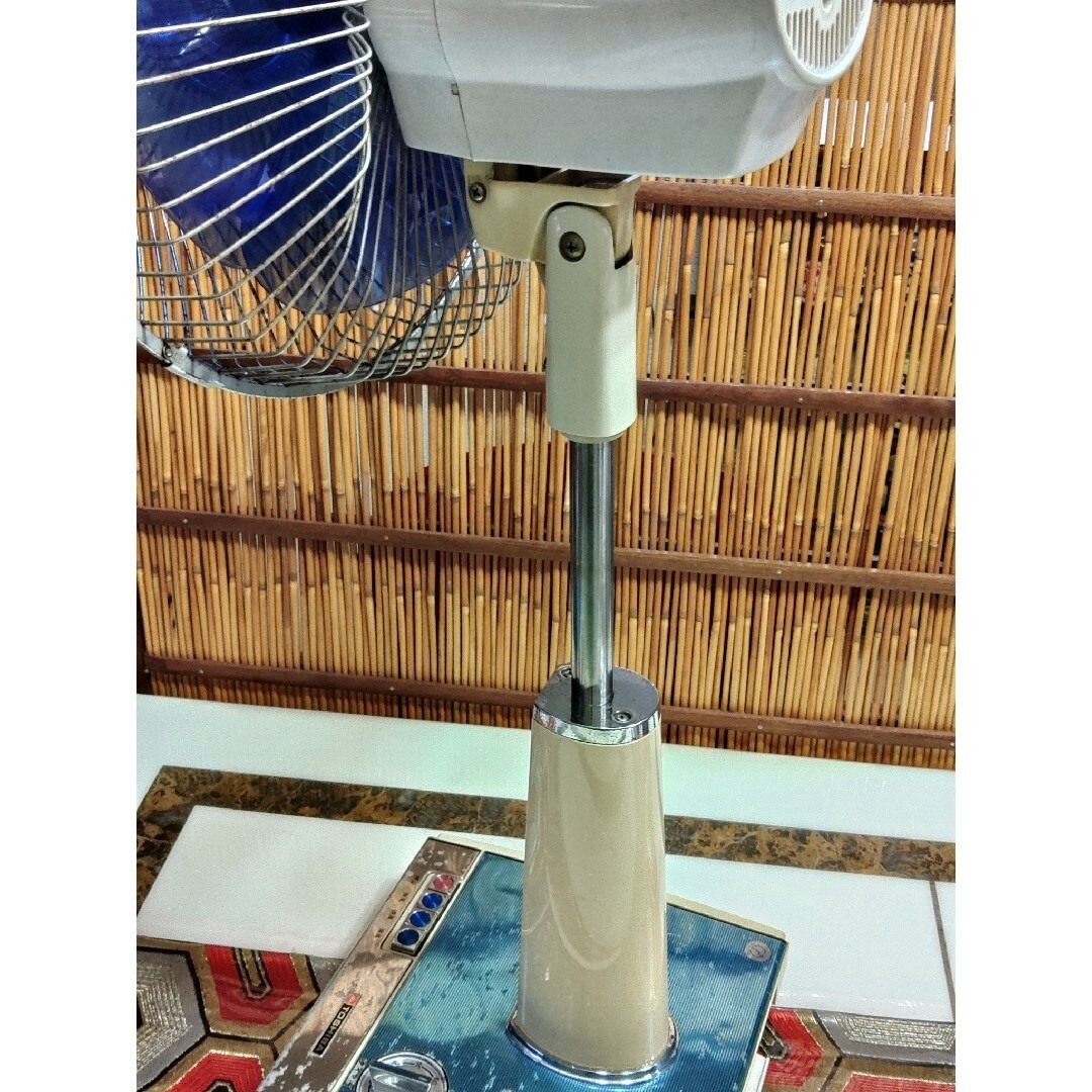 東芝 - TOSHIBA レトロ扇風機 H-30AW かわいい扇風機 昭和家電 東芝 - TOSHIBA レトロ扇風機 H-30AW かわいい扇風機 昭和家電