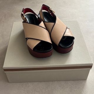 marni カーフサンダル