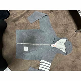 THOM BROWNE(パーカー)のフリマアイテム一覧 THOM BROWNE(パーカー)のフリマアイテム一覧