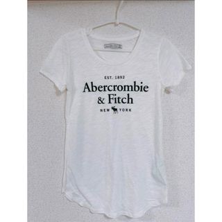 【アバクロ】ロゴTシャツ