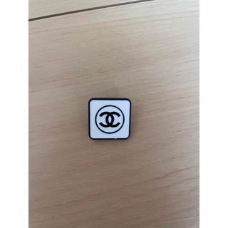 シャネル(CHANEL)のCHANELミニブローチ(コサージュ/ブローチ)