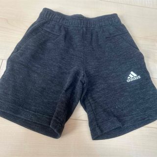 アディダス(adidas)のアディダス　ハーフパンツ　130㎝(パンツ/スパッツ)